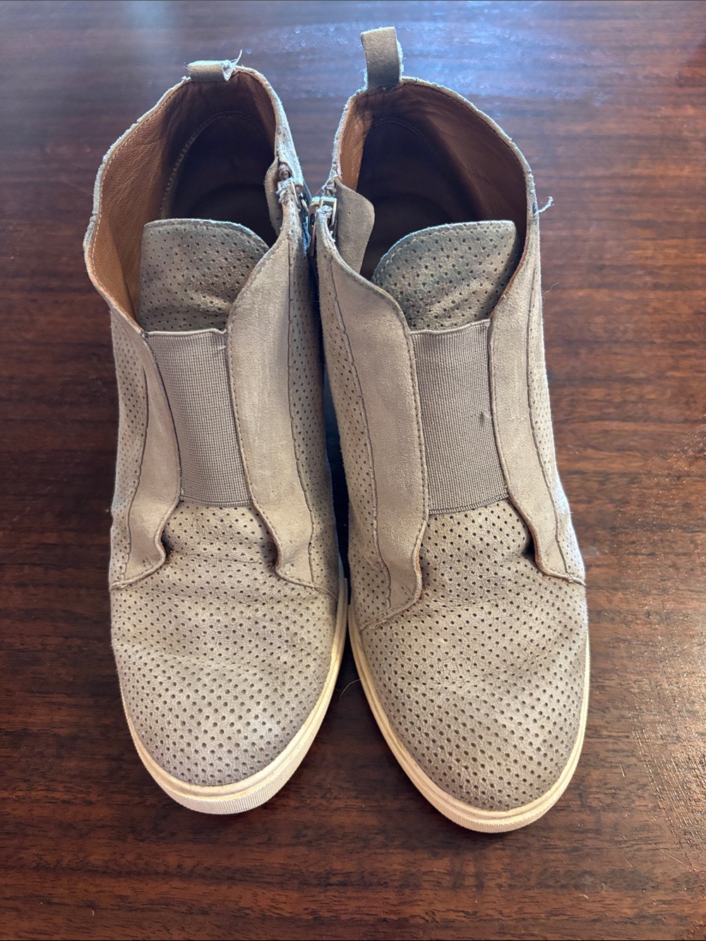Paola Women’s Perforated Suede Wedge Sneakers - Light Gray 7.5